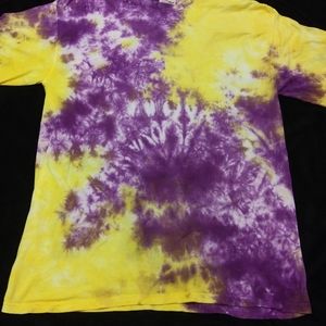 Handmade adult medium lakers tie dye